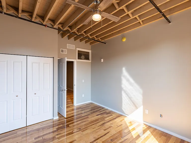 116 N 4th St #214 — Photo 5