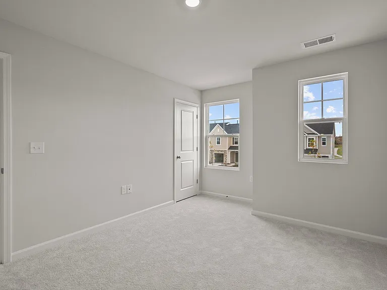 5031 Kota St — Photo 50