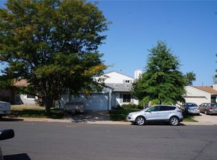 1911 Dunkirk Ct, Aurora, CO 80011