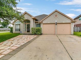 4814 Roaring Springs Rd, Pasadena, TX 77505