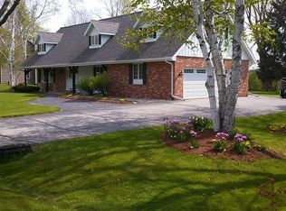 4650 Lakeview Cir, Slinger, WI 53086