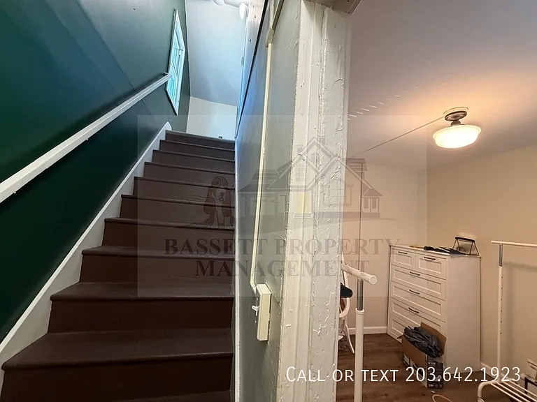 2 Homestead Ave — Photo 16