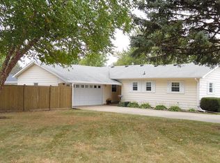 204 Joanne Ln, Rochelle, IL 61068