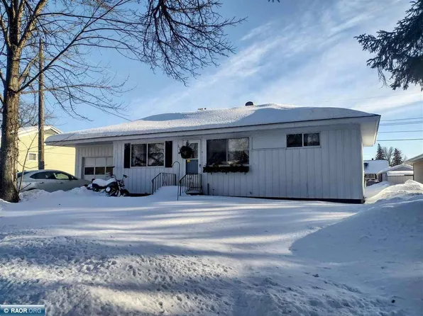 228 Arlington Rd, Hoyt Lakes, MN 55750