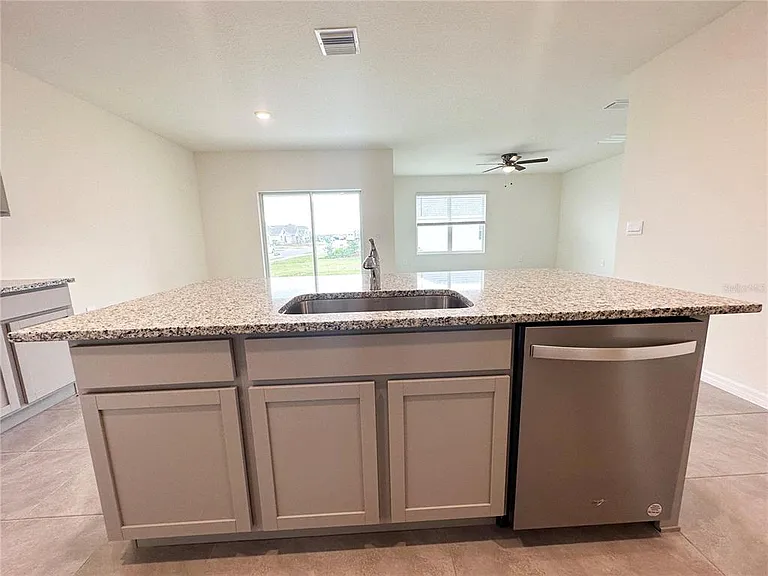 5105 Vecchio Ct — Photo 5