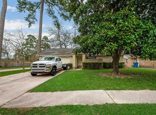 5203 Enchanted Timbers Dr, Humble, TX 77346