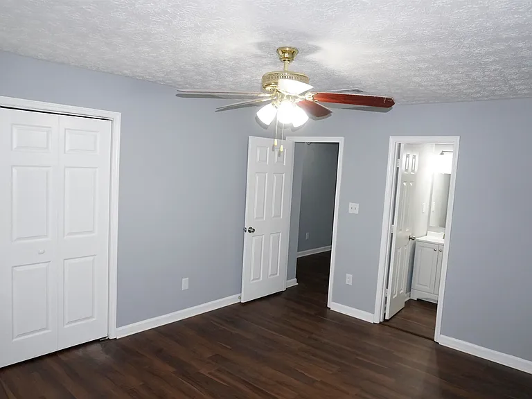 5489 Park Pl S — Photo 26