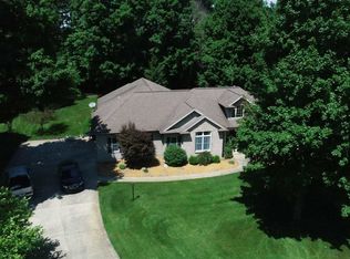 5314 N Bobwhite Dr, Warsaw, IN 46582