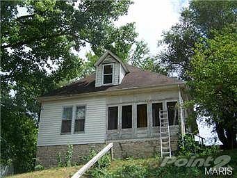 2nd image of 417 N 5th St