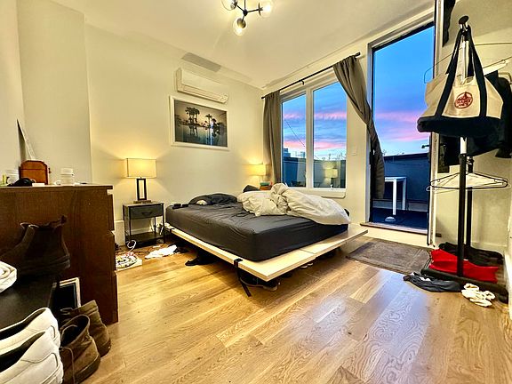 5th image of 177 Montrose Ave #5A