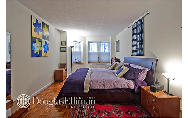 Rented by Douglas Elliman | media 18