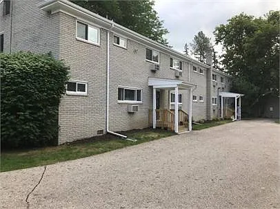 101 N Holcomb Rd — Photo 3