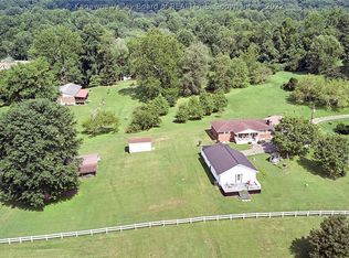 310 Dewey Dr, Saint Albans, WV 25177