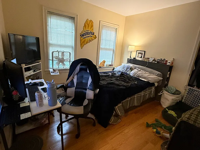 74 Brooks St #1L — Photo 11