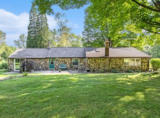 526 River Rd, Otsego, MI 49078