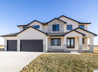 6617 S 214th Ave, Elkhorn, NE 68022