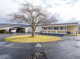 15 Valley View Ct N, Dansville, NY 14437