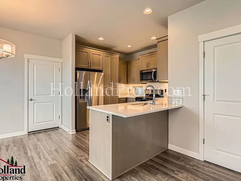 5205 SE Davis Rd — Photo 9