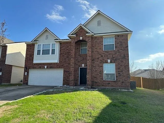 1316 Beechwood Dr — Photo 1