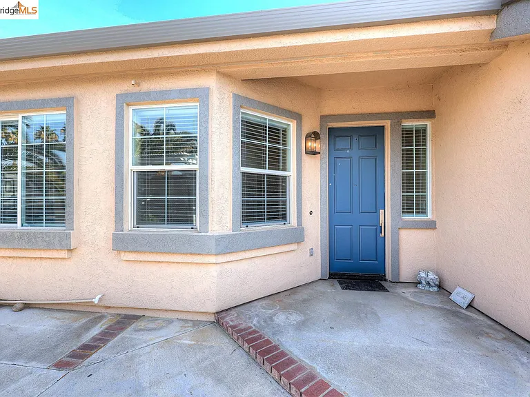 4050 Pier Point — Photo 9