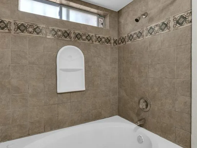 3021 Lake Mead Pl — Photo 7