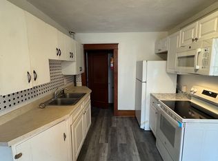 5 River St, Windsor, VT 05089