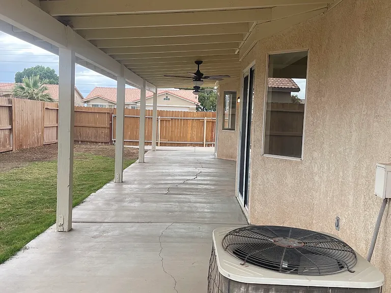 680 Sequoia St — Photo 8