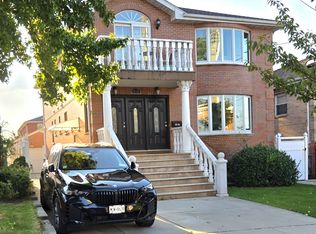 64-30 231st St FLOOR 2, Oakland Gardens, NY 11364