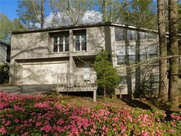 1930 Annwicks Dr, Marietta, GA 30062