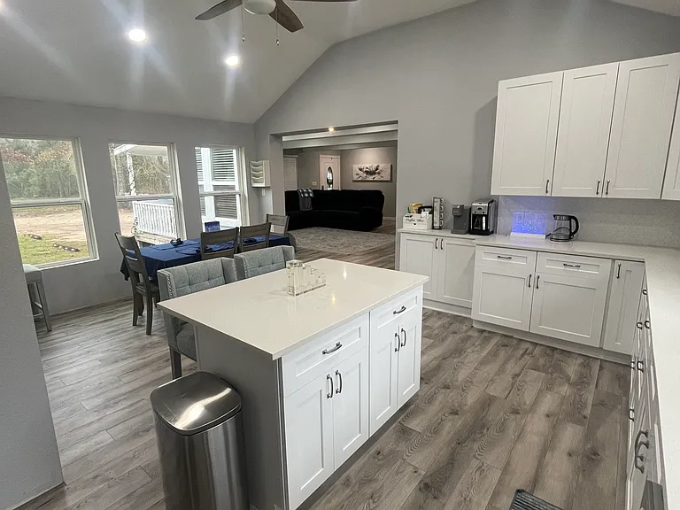 7266 Forest Hills Dr — Photo 11