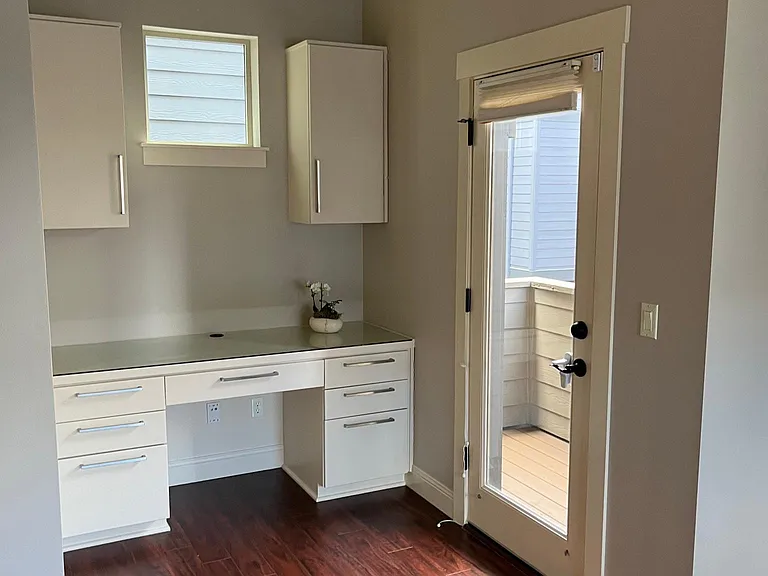 14260 SW Compass Dr — Photo 4