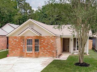 30462 Fairway View Dr, Denham Springs, LA 70726