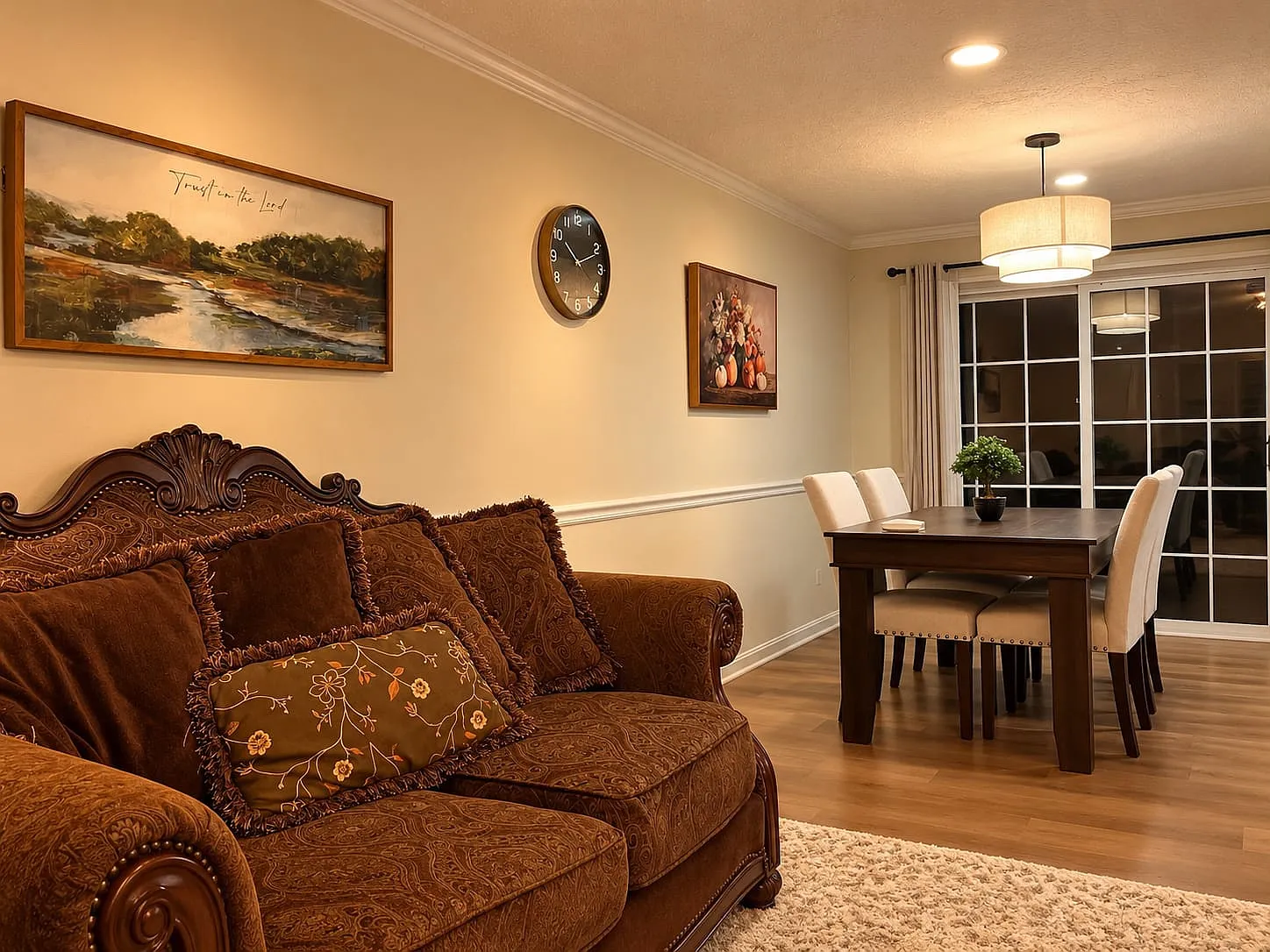 5 bed, 1847 sqft, $4,200 — Photo 2