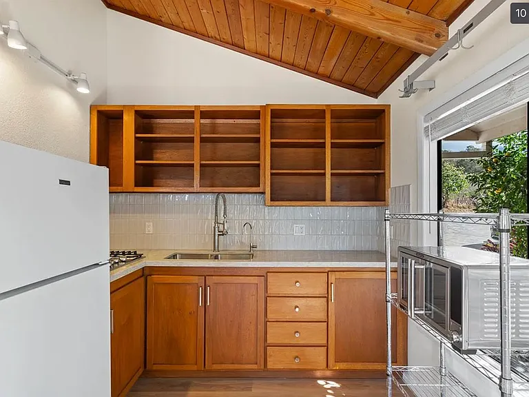 2986 Lower Kula Rd — Photo 9