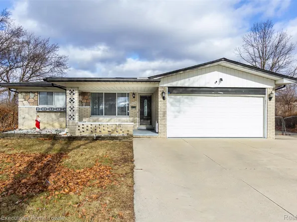 36218 Allison Dr, Sterling Heights, MI 48310