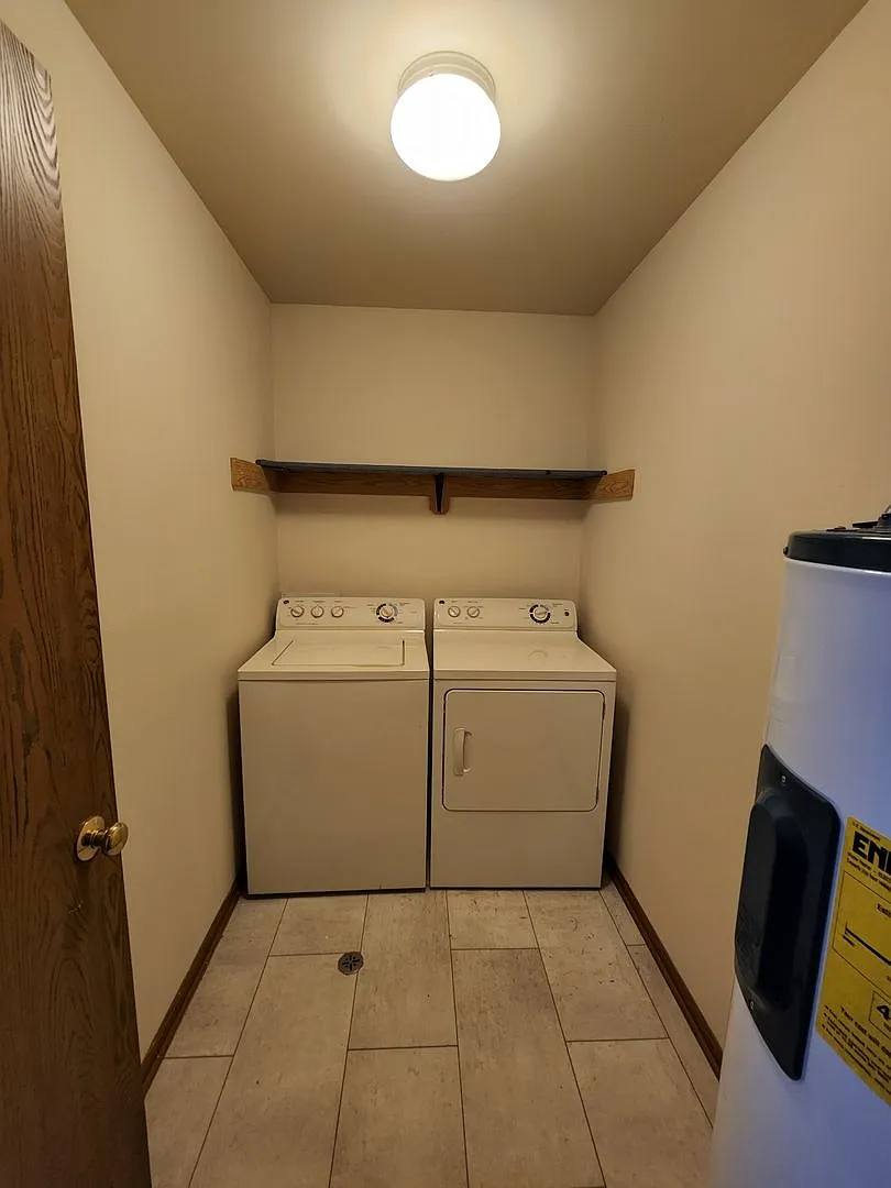 Badger Place Apartments — Photo 4