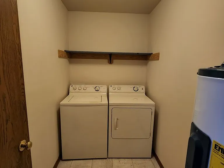 Badger Place Apartments — Photo 8