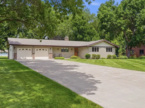 2728 E Deblene Lane, Eau Claire, WI 54703