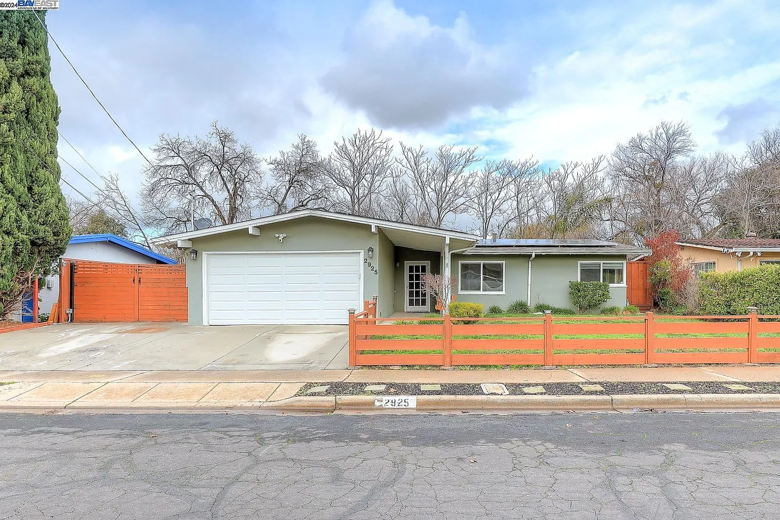 2925 Richard Ave photo 1