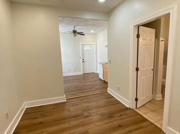 716 College Ave #3