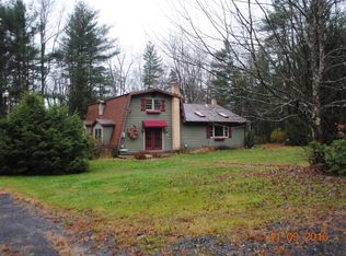 76 Sugar Ln, Oakland, MD 21550