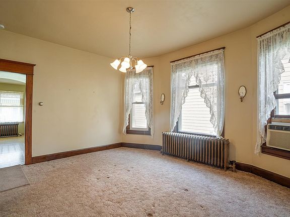 5th image of 2006 Dixwell St