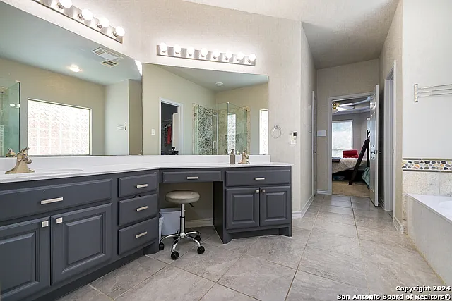 19434 Gran Roble — Photo 19