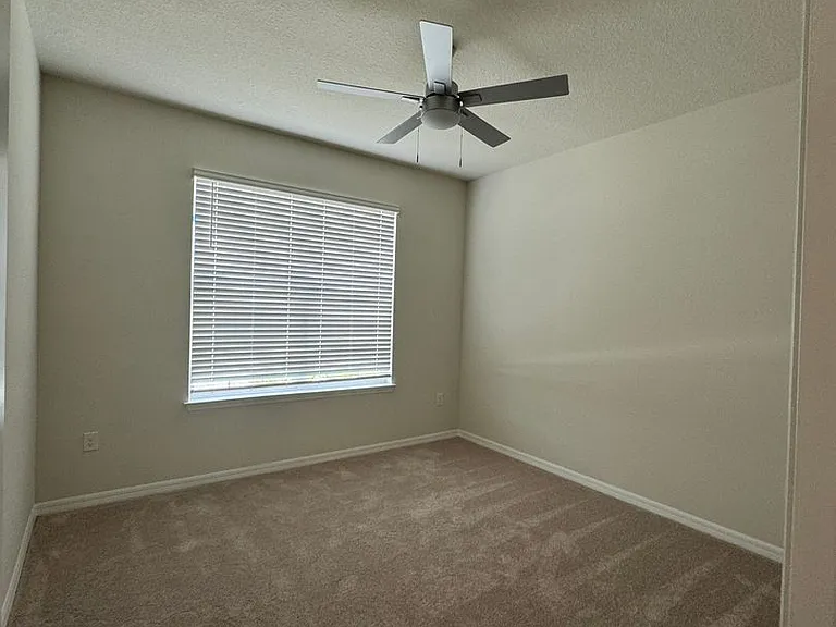 5555 Settlingstone Ln — Photo 5