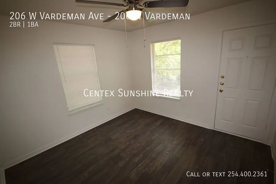 206 W Vardeman 2Bd 1Ba — Photo 4