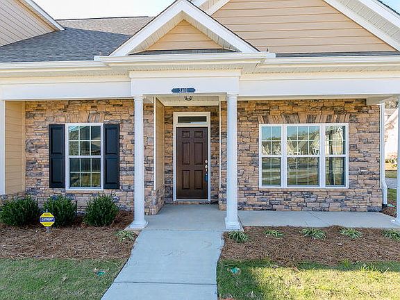 2nd image of 3401 Amberley Dr