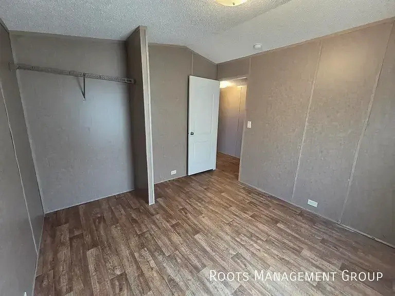 320 Rae St #40 — Photo 12