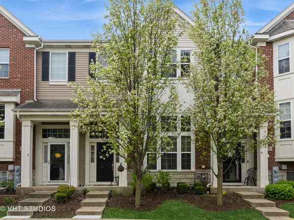 15391 Silver Bell Rd, Orland Park, IL 60462