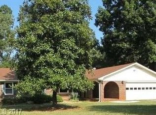 484 John Smith Rd, Columbus, NC 28722