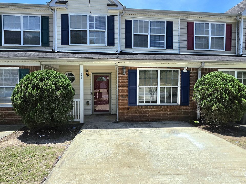 1st image of 1020 Maple Valley Ct